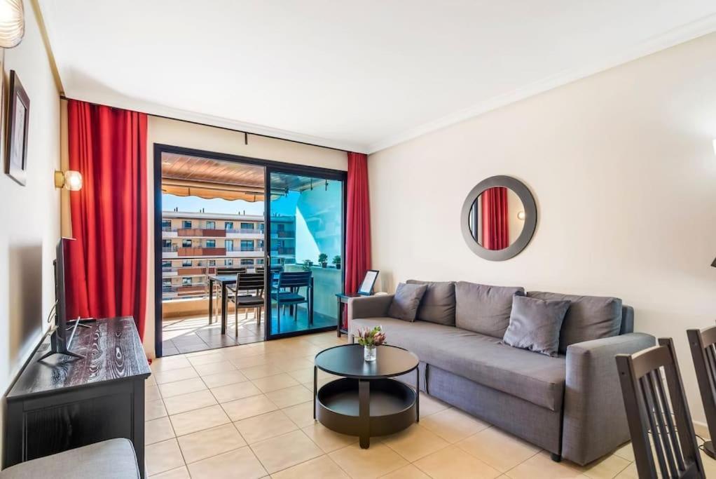 Bright And Welcoming Holiday Home Puerto de Santiago  Zewnętrze zdjęcie